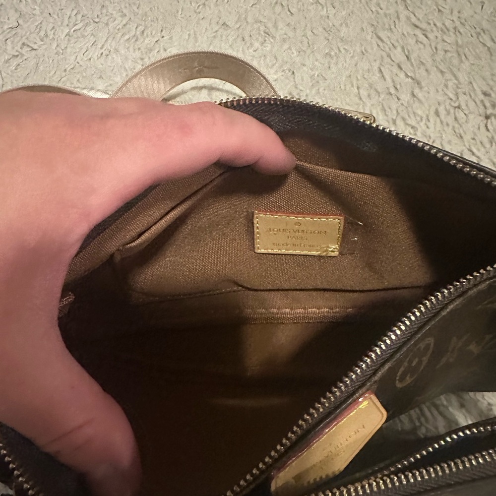 Louis Vuitton Monogram Crossbody Bag with Cream Strap - Picture 6 of 8